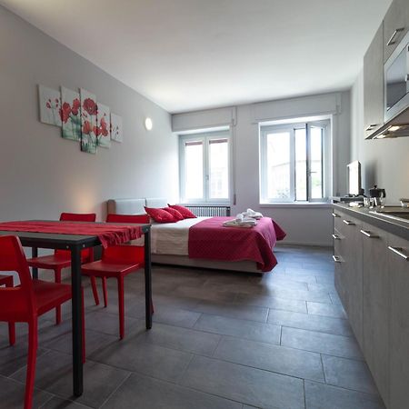 Papavero Apartment - Affitti Brevi Italia Lecco Buitenkant foto