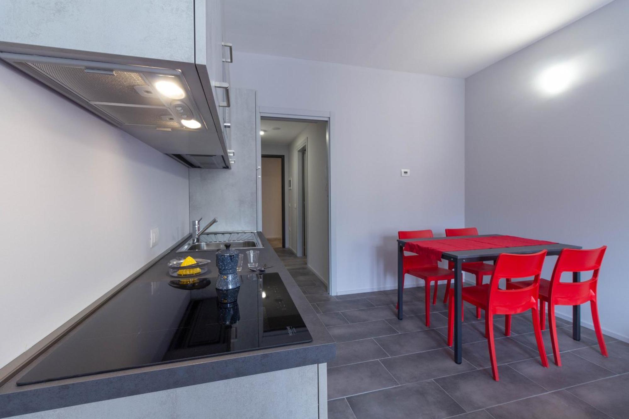 Papavero Apartment - Affitti Brevi Italia Lecco Buitenkant foto