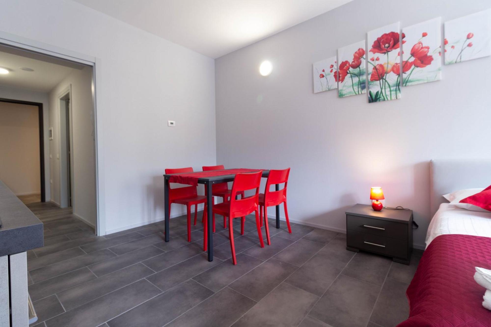 Papavero Apartment - Affitti Brevi Italia Lecco Buitenkant foto